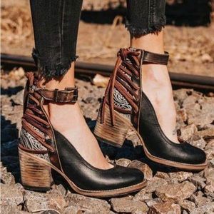 Free Bird Raeanne Shoes